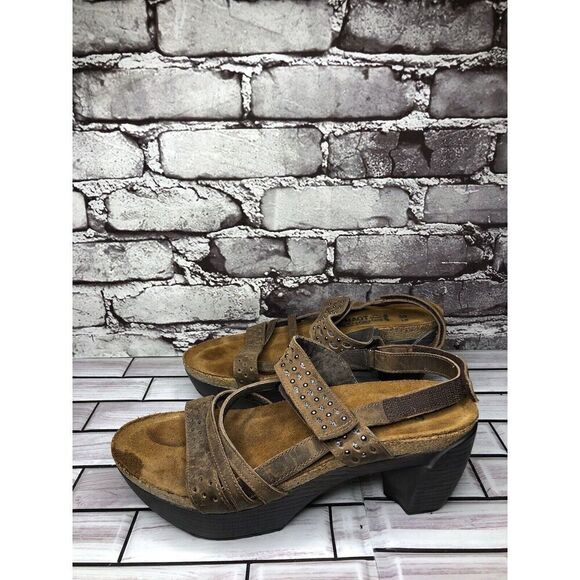 Naot Brown Leather Studded Casual Ankle Strap Heel Sandals Women Sz 39EU/8M US - Picture 14 of 16